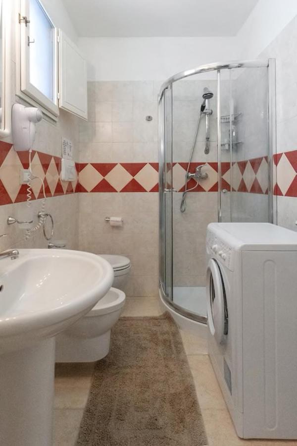 Appartamento La Torre Antica Dimora Giuggianello Esterno foto